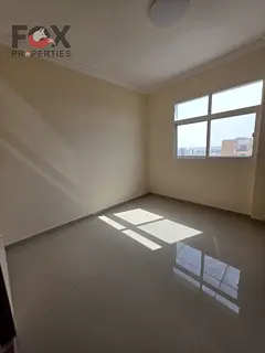 shaqat ghurfat wasalat lil'iijar alsanawii fi aljurf 3 - eajman bialqurb min alsuwq alsiynii 