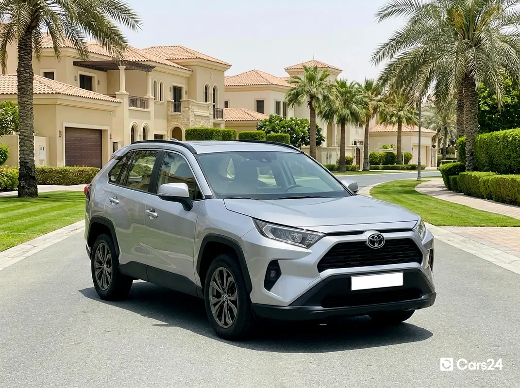 Toyota Rav 4 2023 — photo 1 of 13