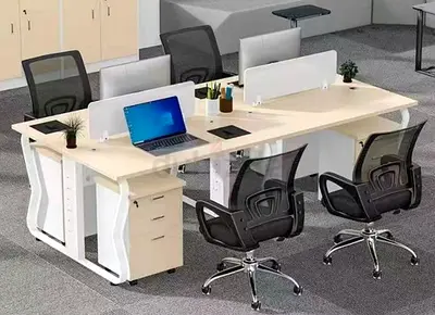 4 seater workstation brand new