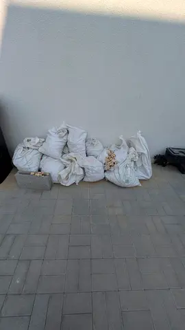 Beige coloured stones