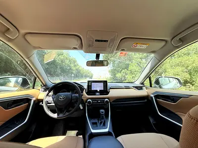 صورة 13 لـ 2021 Toyota RAV 4