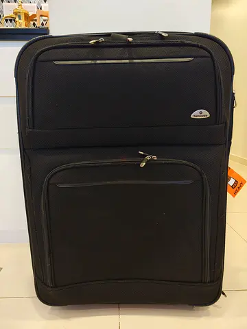 Samsonite 33kg suitcase 80cm
