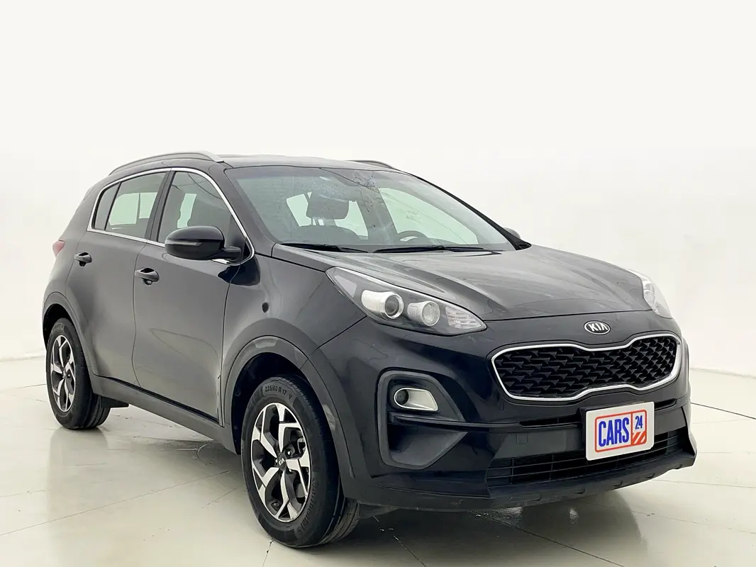Kia Sportage 2022 — photo 1 of 13