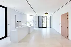 Luxury 3BR Apartment with Balcony | Vacant