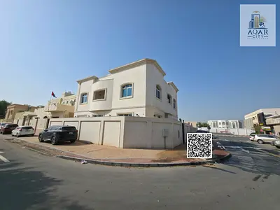 شامل ماء وكهرباء ومكيفات | أول ساكن |  فيلا زاوية (واجهتين حجر) | قريب شارع الشيخ عمار | 6 غرف | شارع قار | 2.2 مليون