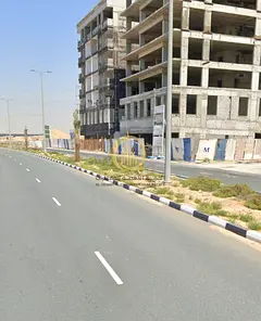 Residential and commercial land in Talal City area, Al-Suyouh suburb. Area: 8,500 square feet. Groun