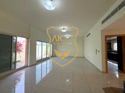 VILLA AVAILBLE FOR FAMILY WITH 7 WASHROOM MAID ROOM CLOSE KITCHEN SPACES ROOM AND HALL HUGE BALCONY