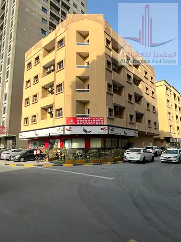 للايجار شقة غرفتين و 2 حمام حمام فى منطقة البستان امام الميناء موقع مميز جدا بناية عائلات