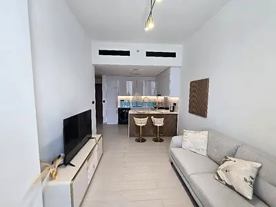 1BHK | FURNISHED | NEAR CIRCLE MALL | READY TO MOVE