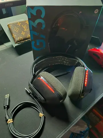 Logitech G733 Wireless Gaming Headset