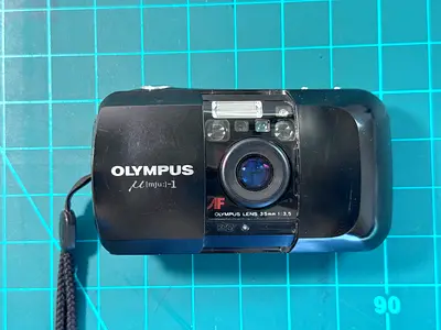 Olympus µ[mju:] Mju 1 I Infinity Stylus 35mm Point  Shoot Film Camera