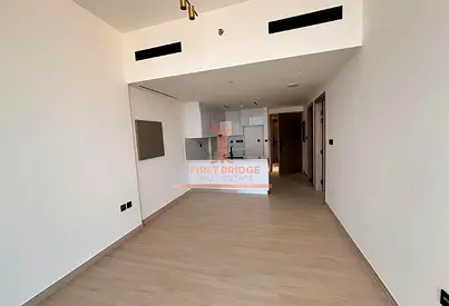 Ready to Move | High Floor | Community View