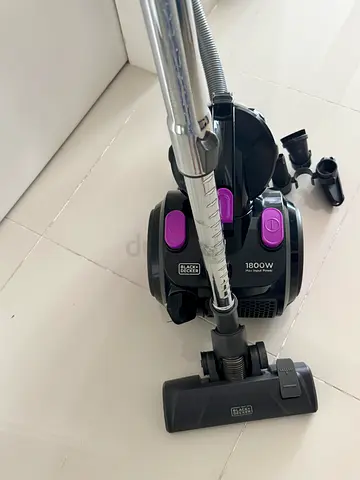 Black +Decker Vacuum Cleaner(Dry)