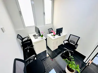 Beautiful Office | Bank Account Assistance | Near to Metro Station |