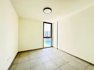 Spacious studio with gym pool parking