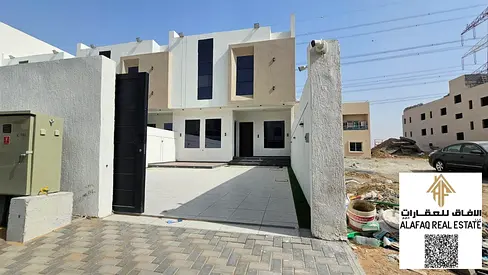 Luxury Villa for Sale in Al Yasmeen – 5 Bedrooms, Spacious Yard, Rooftop Lounge, Modern Design, Quiet Prime Location