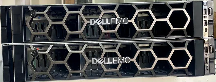 Dell powerEdge R740xd  [24 Bay , SFF ]