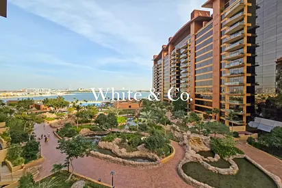 Unfurnished | Upgraded Kitchen | Vacant