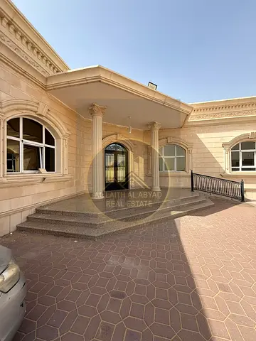 Villa for Rent in Sharjah – Al Bada’a Area Located next to Sheikh Sultan’s Palace