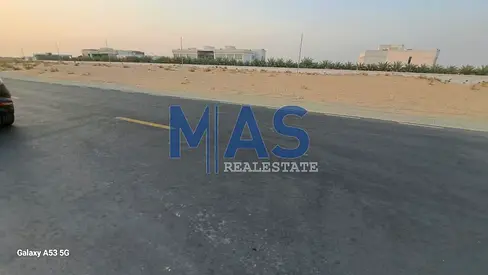 للبيع أرض سكنية مميزة في السحمة | الشارقة.