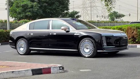 MAEXTRO S800 | 4 SEATER VIP | PLUG IN HYBRID | BRAND NEW