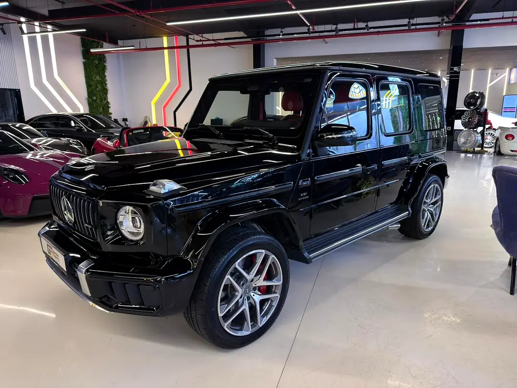 Mercedes-Benz G-Class 2025 — photo 1 of 12