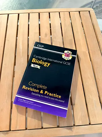Cambridge International GCSE Biology Complete Revision  Practice