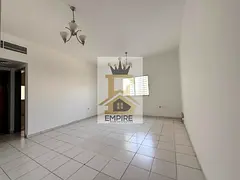 SPACIOUS BRIGHT APPARTMENT//MASTER ROOM NICE WARDROBE//WITH BALCONY// FAMILY BULIDING//FREE GYM &amp