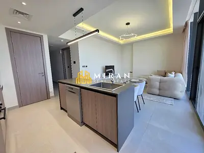 Furnished - Near to Mall - With Big Storage