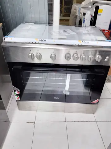 Haier brand new 5 burner gas cooker never used more details contact me