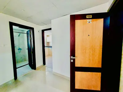 6month old bulding 1bhk seprat hall close to safari mall Muwaileh Sharjah