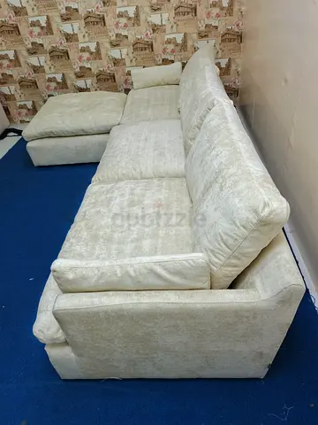 Premium Quality beige color feather 🪶 filled modular sofa with ottoman
