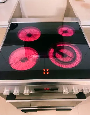 Bosch 60 cm Electric Ceramic Cooker – Efficient  Compact Design