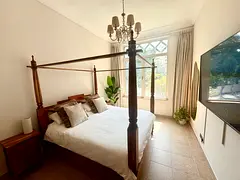 Luxury Upgraded En-suite 4 poster Master Bedroom | Palm Jumeirah | Bills included | pool gym  beach