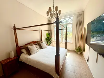 Luxury Upgraded En-suite 4 poster Master Bedroom | Palm Jumeirah | Bills included | pool gym  beach