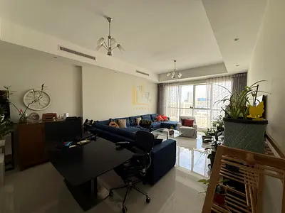 ✨ شقة للبيع في برج صحارى 4 – غرفتين وصالة ✨