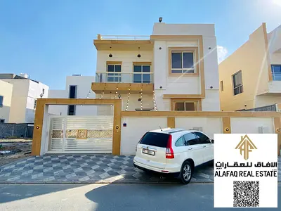 فرصة ذهبية للإيجار السنوي | فيلا مفروشة بالكامل 5 غرف نوم، مجلس، صالة كبيرة، مطبخ مجهز، مسبح داخلي، تكييف مركزي في الياسمين عجمان