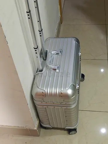 Suitcase pilot