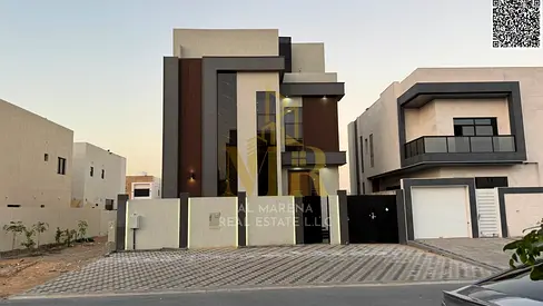فيلا بسعر شامل كهرباء ومياه ومكيفات على الشارع الرئيسي جاهزة للسكن في أرقي مناطق عجمان تملك حر لجميع الجنسيات بدون دفعة مقدمة.
