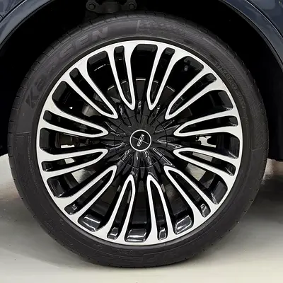 صورة 10 لـ 2022 Lincoln AVIATOR