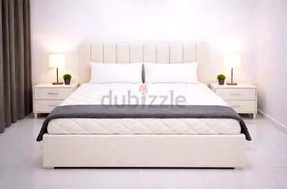 Brand new Queen size bed storage bed family bed queen bed nd medical mattress