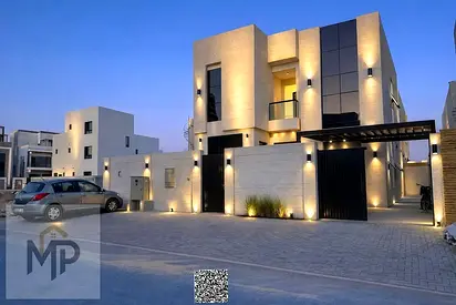 Luxury villa with hotel-style finishes in Al Zahia | 4 master bedrooms + maid's room | 30-meter setback | Freehold ownership for all nationalities | S