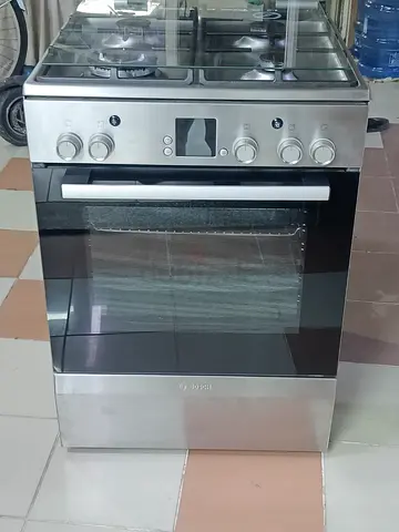 Bosch brand 4 burner gas cooker 60cm like new condition perfect working digital display more details