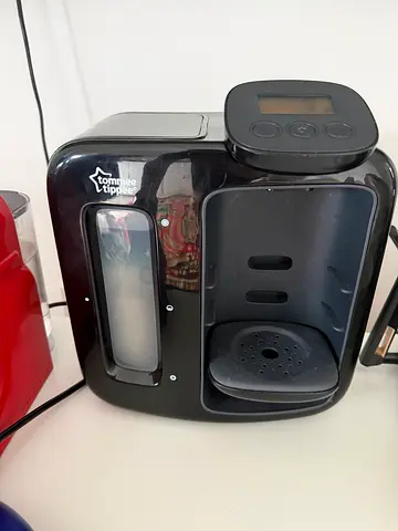 Tommee tippee milk bottle prep machine