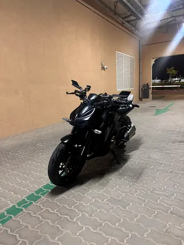 KAWASAKI Z1000 black edition 1   Japanese specs