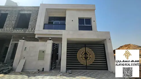 فرصة ذهبية لامتلاك تاون هاوس فاخر 5 غرف نوم مع رووف ومساحات واسعة في الزاهية بعجمان بتشطيبات حديثة وموقع مميز قريب من الخدمات والطرق الرئيسية بسعر شام