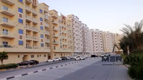 غرفتين وصالة في مجمع الأميرة استلام قريب