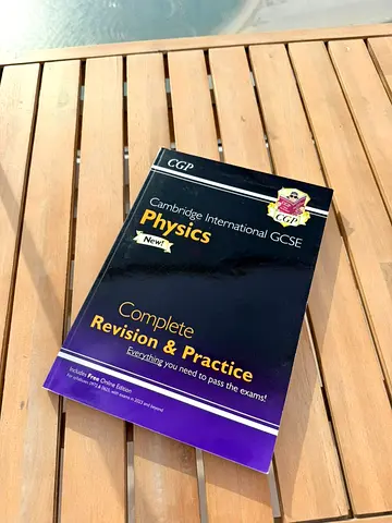 Cambridge International GCSE Physics Complete Revision  Practice