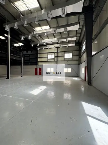 Warehouse for rent in Al ttay with all facilities