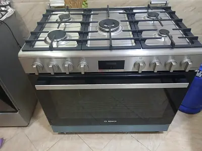 Bosch Five Burner Full Gas Cooker Size 90cm new model